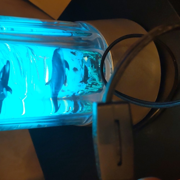 Vintage 1994 Rabbit Tanaka Lighted Rotating Undersea Dolphin Table Lamp - Picture 4 of 6